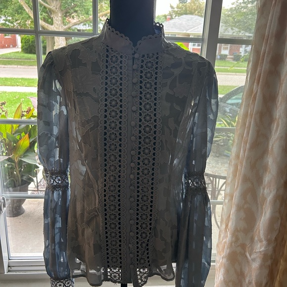 Fashion Nova baby blue lace blouse - Picture 10 of 16